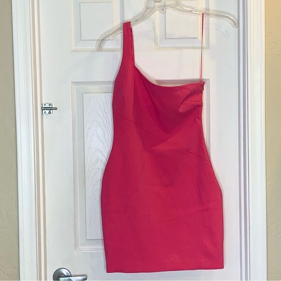 LIKELY pink one shoulder mini dress Size 4 - Picture 1 of 9